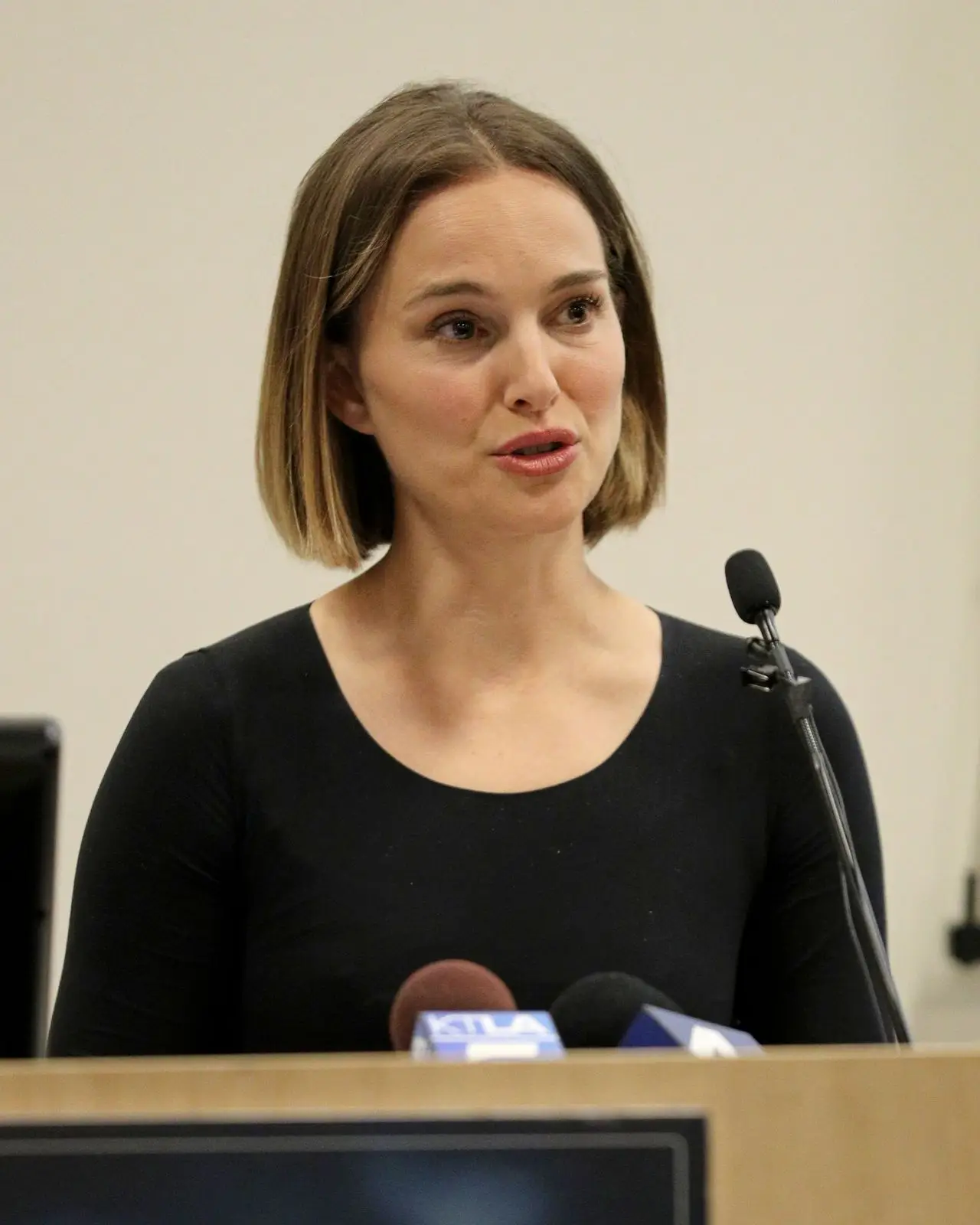 NATALIE PORTMAN 2020 ANNUAL MAKE MARCH MATTER FUNDRAISING CAMPAIGN